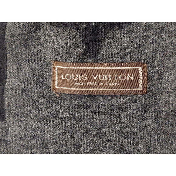 Louis Vuitton LV Gray & Black Monogram Damier Logomania Scarf Pre-Owned - Picture 13 of 14